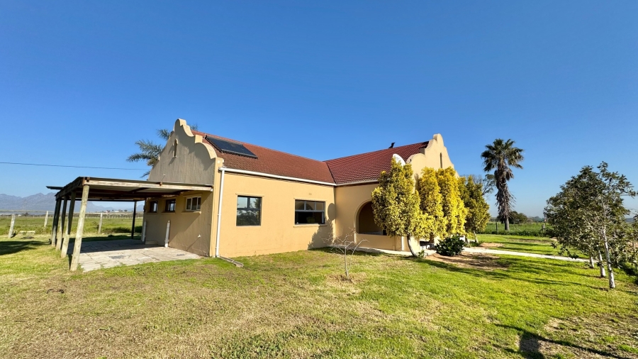 To Let 3 Bedroom Property for Rent in Stellenbosch Farms Western Cape